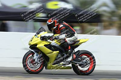 media/Apr-18-2025-CVMA Friday Practice (Fri) [[88baa45499]]/Racer 3/Session 4 Front Straight Speed Pans/